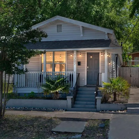 Mod Cottage